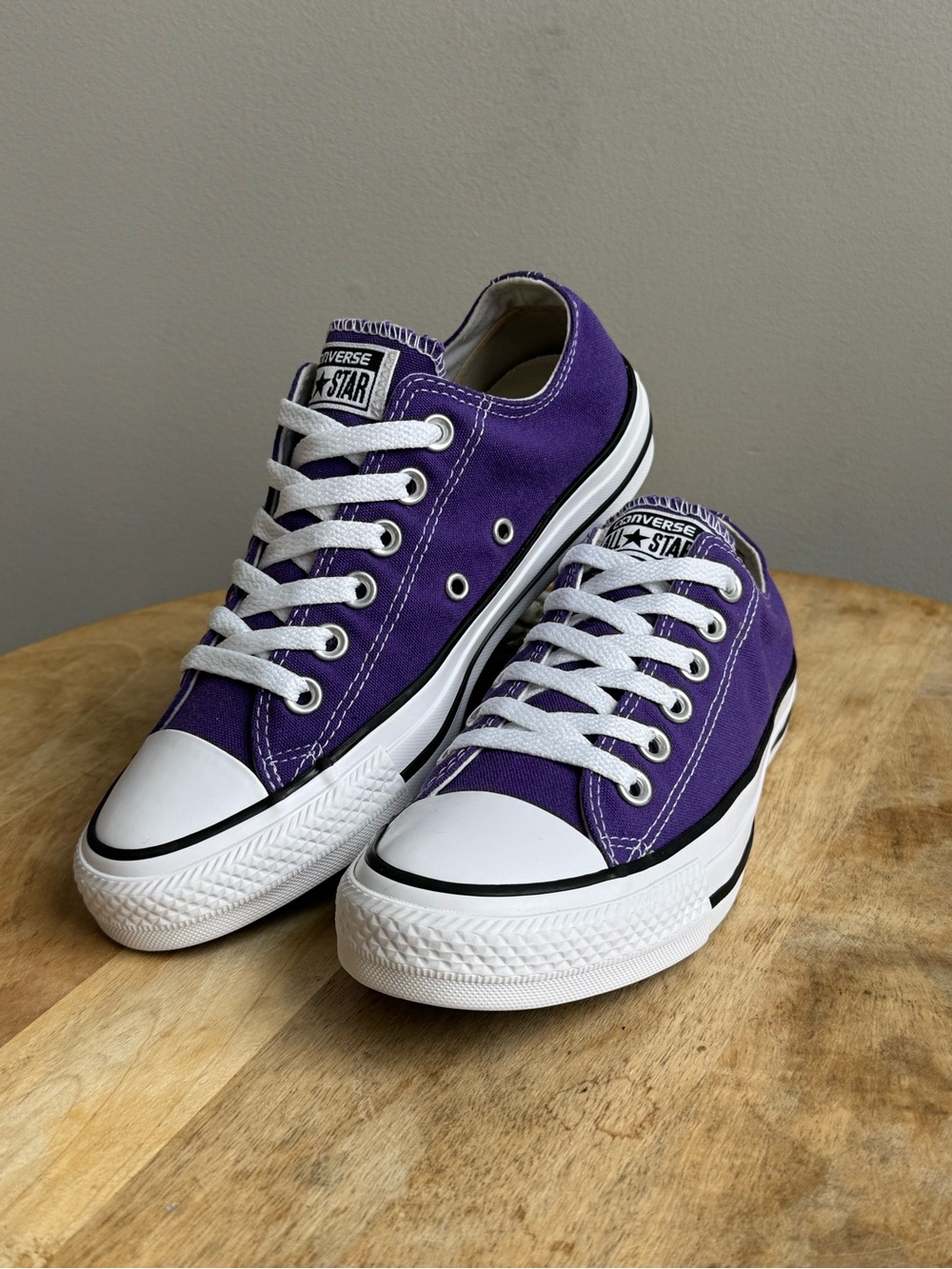 Converse All Star Shoes Womens Size 7 Purple Canvas Low Top Casual Sneakers